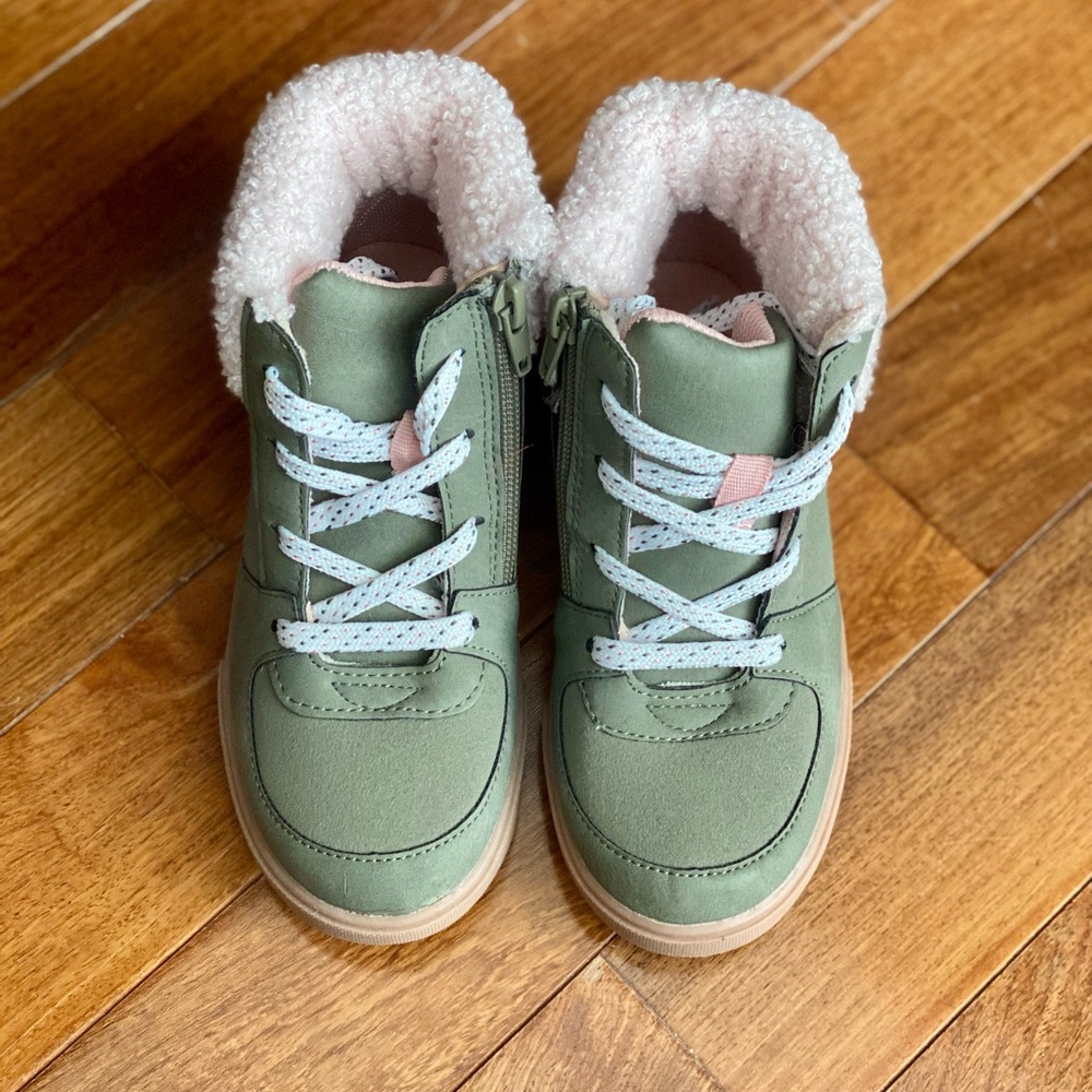 New Oshkosh boots